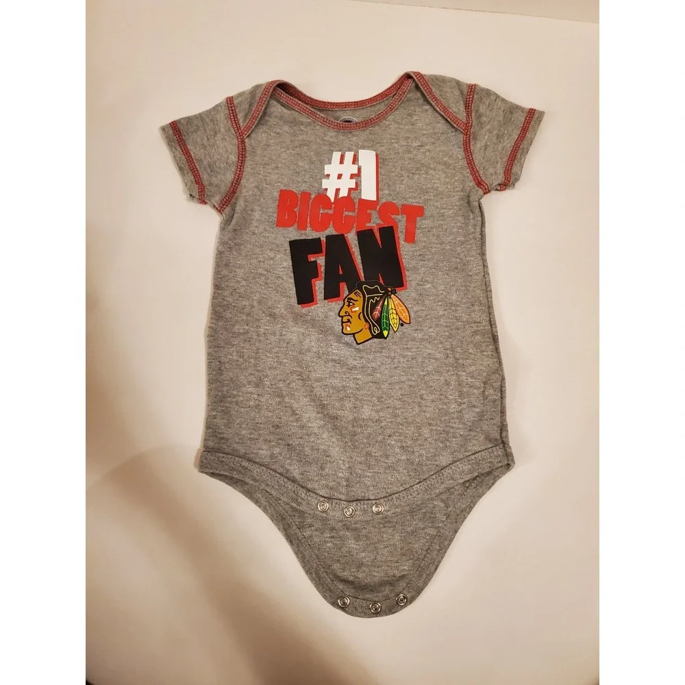 VF Chicago Blackhawks #1 Biggest Fan Size 18 Months One Piece Creeper Bodysuit